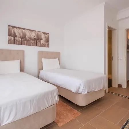 Villa Deslumbrante Do Amoreira (Leiria)
